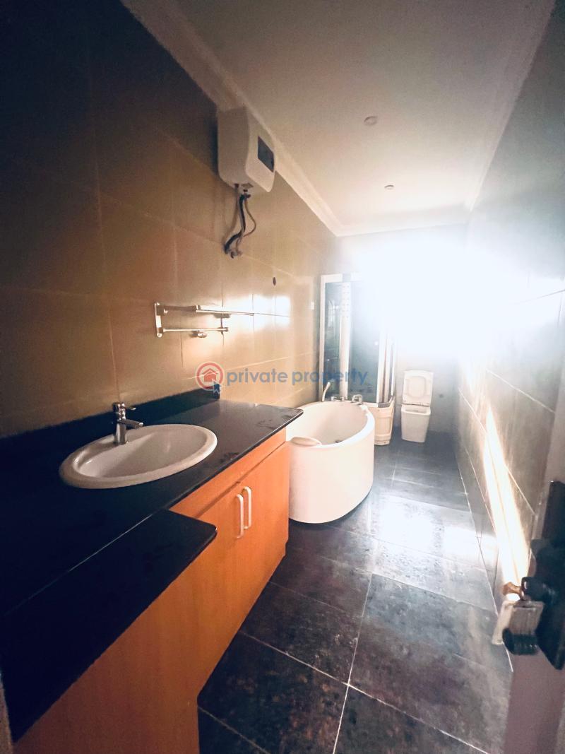 5 bedroom House For Sale Carlton Gate Lekki Lagos - 16