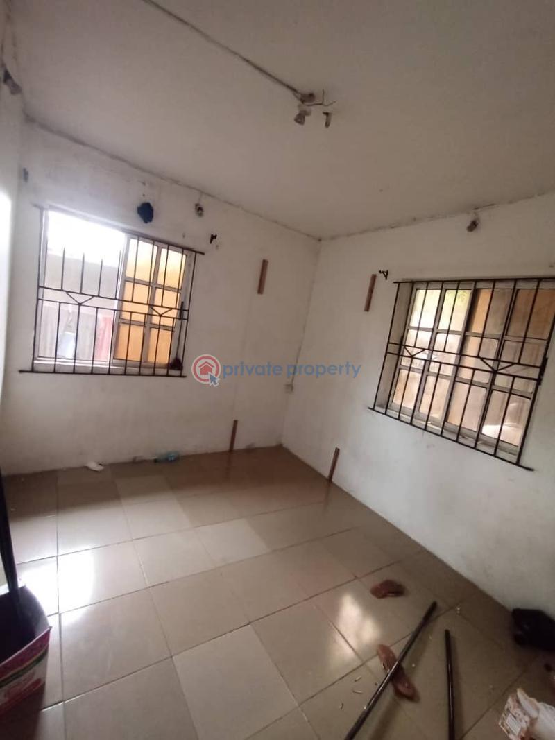 Self Contain For Rent Yaba Lagos - 0