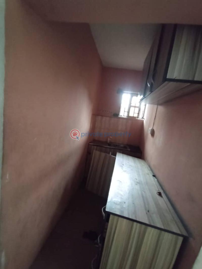 Self Contain For Rent Yaba Lagos - 4