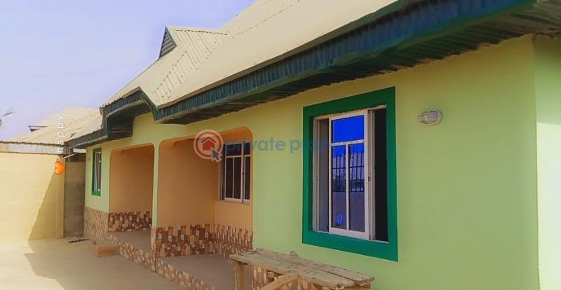 2 bedroom Self Contain For Rent Pipe Line Via Liberty Academy Ibadan Oyo - 3