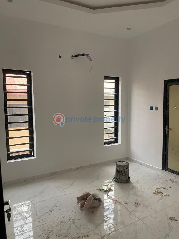 5 bedroom Detached Duplex For Sale Medina Gbagada Lagos - 10