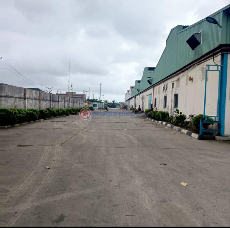Warehouse For Rent Facing Directly On Oshodi/apapa, Amuwo Odofin, Lagos Amuwo Odofin Lagos - 4