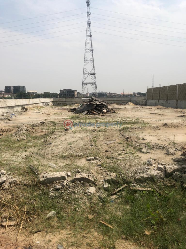 For sale Land Banana Island Estate, Ikoyi, Lagos, Nigeria. Banana