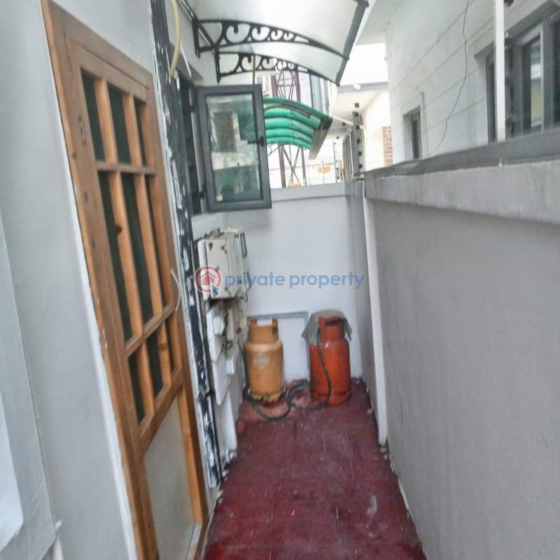 3 bedroom Flat & Apartment For Rent Silver Spring Estate, Oba Amusa Agungi Lekki Lagos - 4