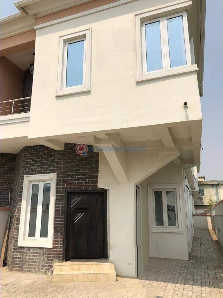4 bedroom House For Sale Ologolo Lekki Lagos - 3