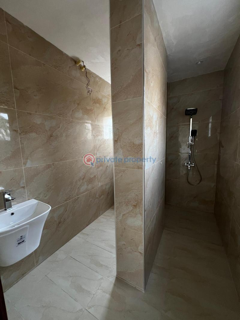 3 bedroom Block Of Flats For Sale This Gigantic Apartment Also Has A Gym House Victoria Island Lagos - 1