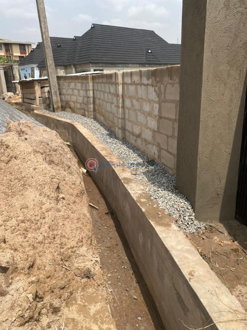 Residential Land For Sale Akinmosa Opposite Oba Otudeku Street Idishin Jericho Extension Idishin Ibadan Oyo - 0