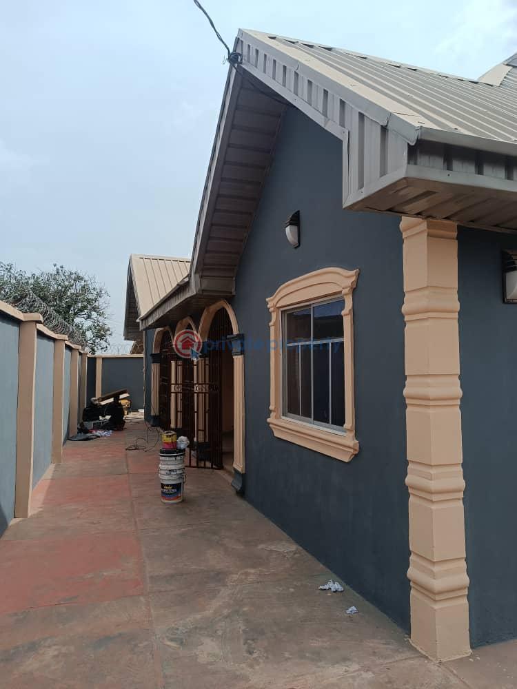 3 bedroom House For Sale Ibadan Oyo - 5