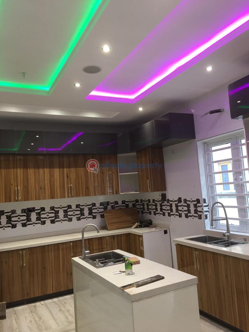 5 bedroom House For Sale Gra, Ikeja Lagos - 1