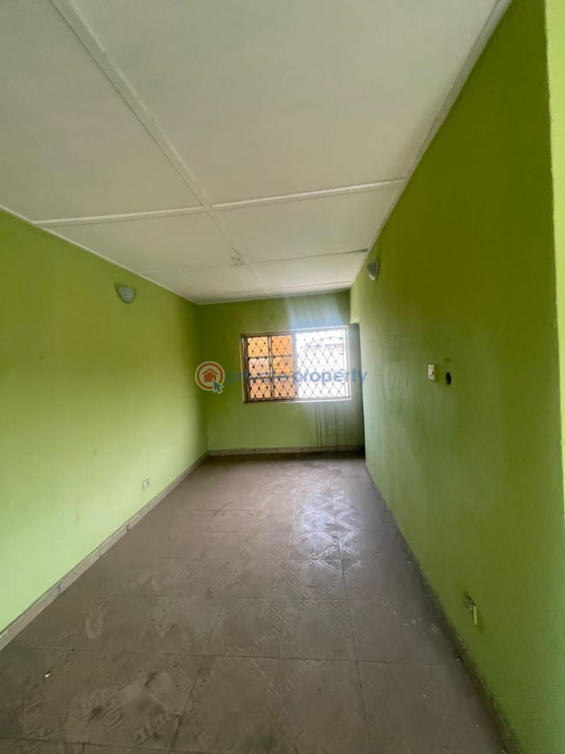 2 bedroom Flat & Apartment For Rent Surulere Lagos - 5