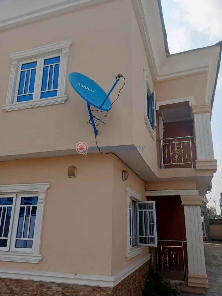3 bedroom Flat & Apartment For Rent Majek Sangotedo Lagos - 0