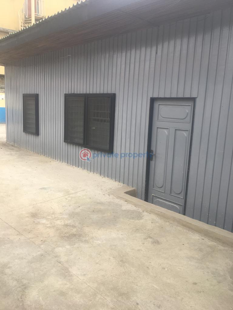 3 bedroom Semi detached Duplex For Sale Opposite Yaba Tech Yaba Lagos - 4