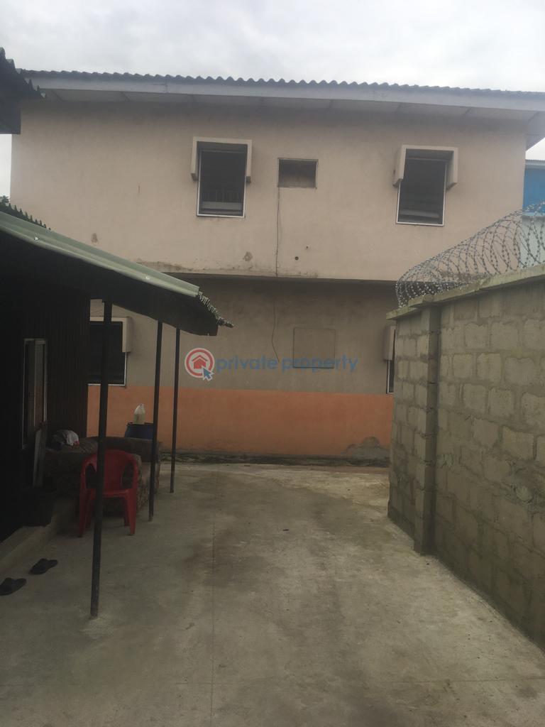 3 bedroom Semi detached Duplex For Sale Opposite Yaba Tech Yaba Lagos - 5
