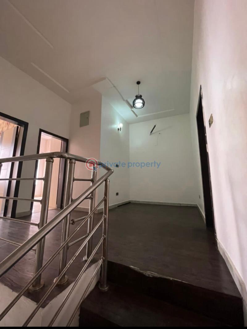 Well maintained 4 bedroom terrace duplex - 8 4 bedroom Terraced Duplex For Sale Chevron Alternative Route Lekki Lagos - 8