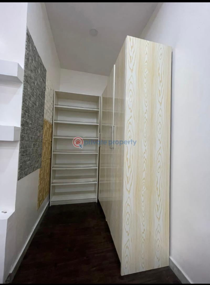 Well maintained 4 bedroom terrace duplex - 5 4 bedroom Terraced Duplex For Sale Chevron Alternative Route Lekki Lagos - 5