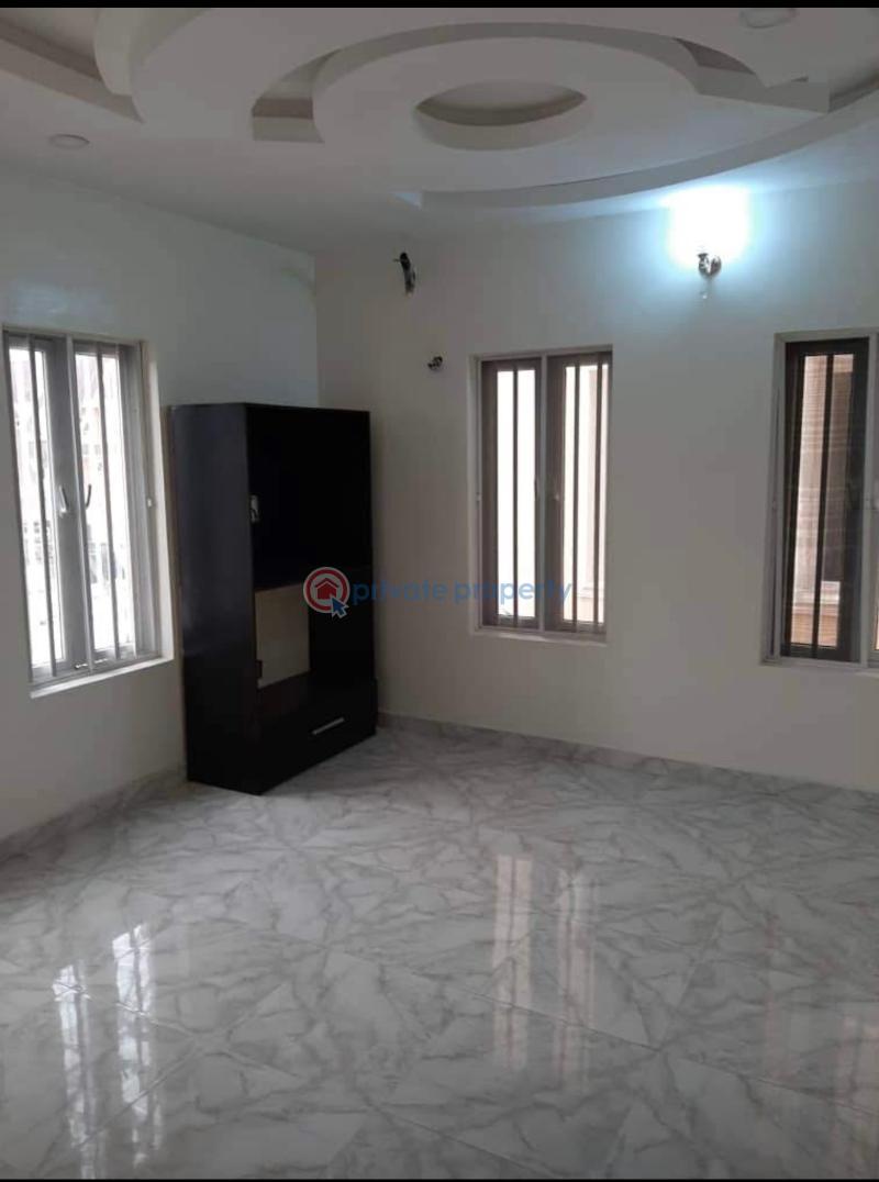 Well maintained 5 bedroom terrace spacious duplex - 5 5 bedroom Terraced Duplex For Sale Ikate Elegushi Lekki Lekki Lagos - 5