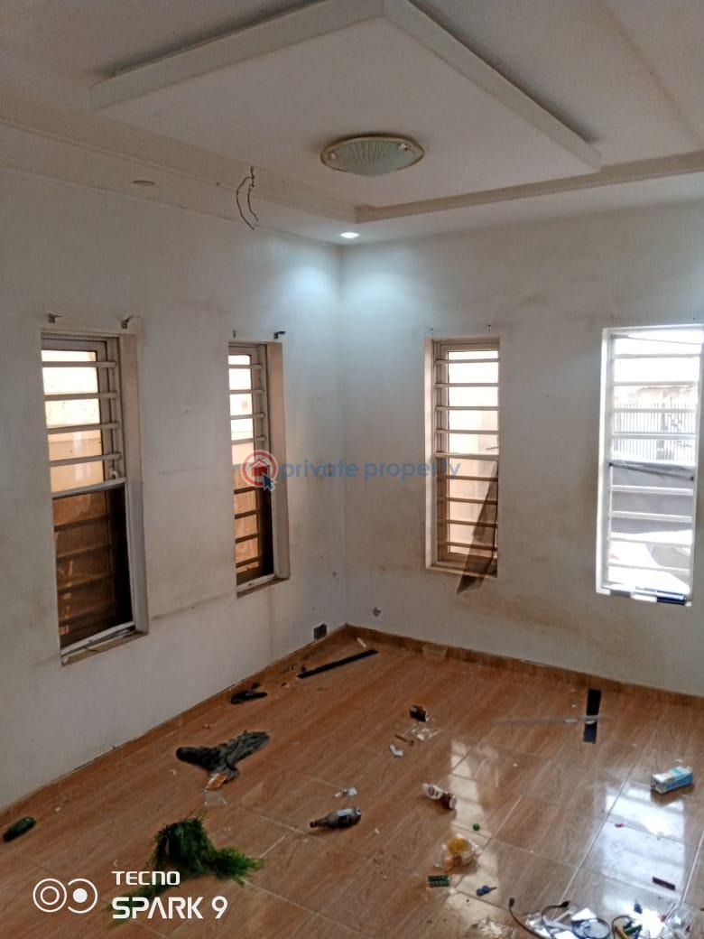 1 bedroom Mini Flat For Rent Magodo GRA Phase 2 Kosofe/Ikosi Lagos - 4