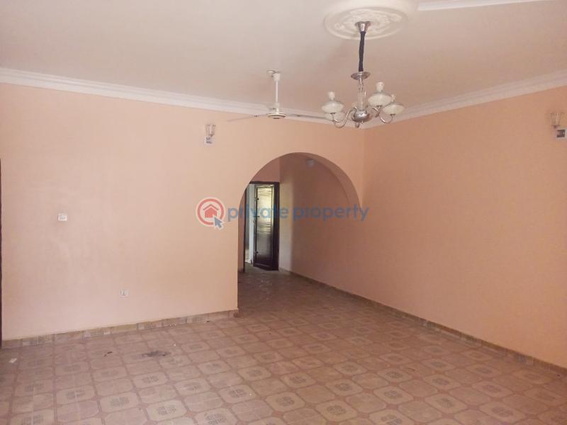 3 bedroom Block Of Flats For Rent Utako District Utako Abuja Phase 2  - 0