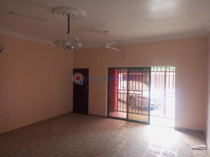 3 bedroom Block Of Flats For Rent Utako District Utako Abuja Phase 2  - 1