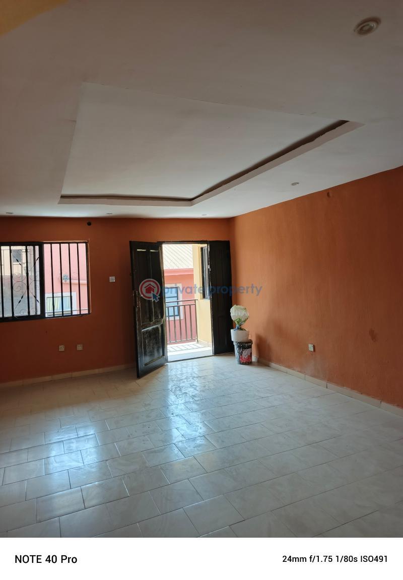3 bedroom Flat & Apartment For Rent Yakoyo/Alagbole Ojodu Lagos - 8