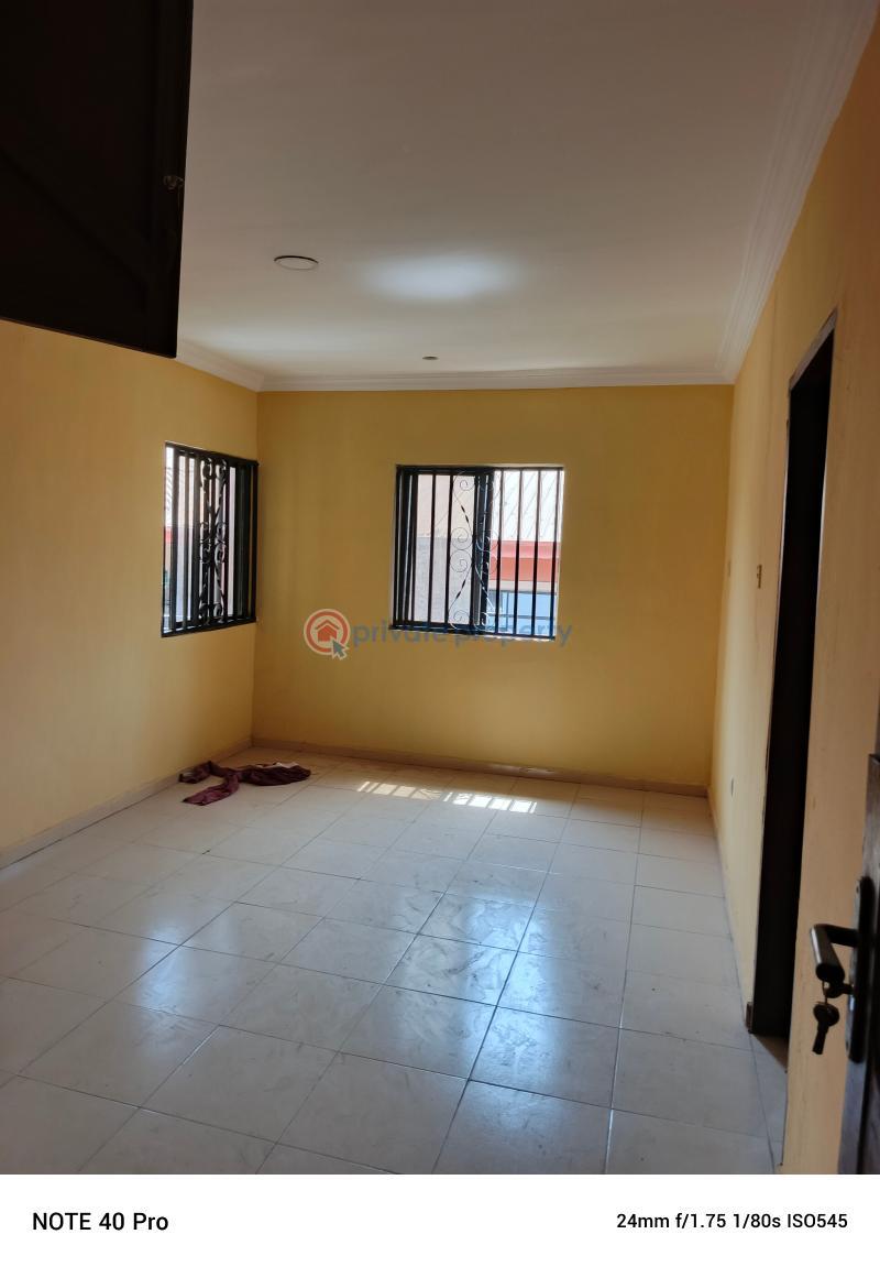 3 bedroom Flat & Apartment For Rent Yakoyo/Alagbole Ojodu Lagos - 4