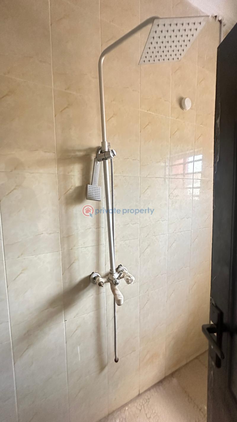 3 bedroom House For Sale Skyview Estate, Up Jesus, Jericho Gra Extension Ibadan Oyo - 17