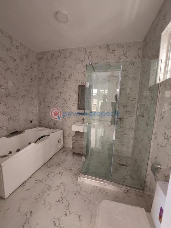 5 bedroom House For Sale Second Tollgate Lekki Lagos - 4