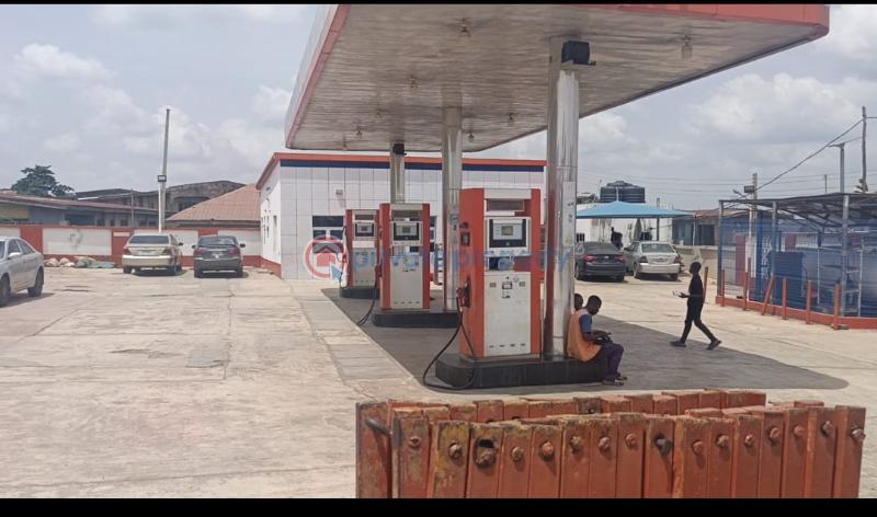 Filling Station For Sale Opp Moniya Local Government Along Iseyin Road Ibadan Oyo - 0