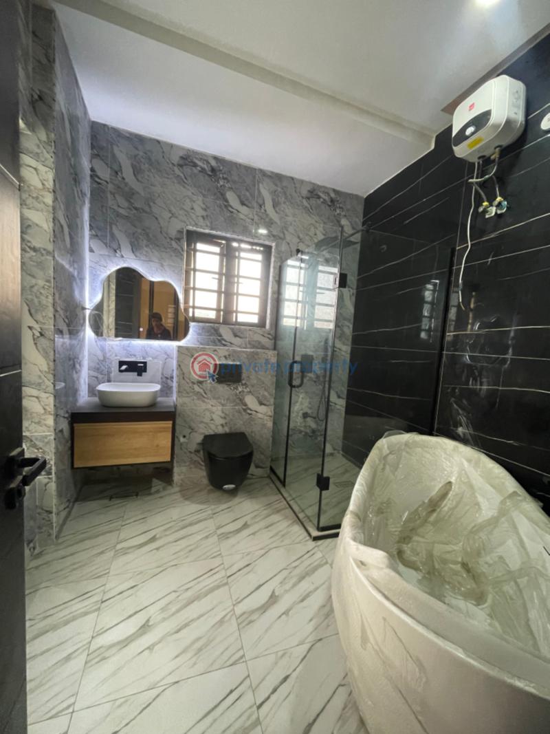 Finely built 4 bedroom semi detached duplex. - 5 4 bedroom Semi detached Duplex For Sale Ajah Lagos - 5