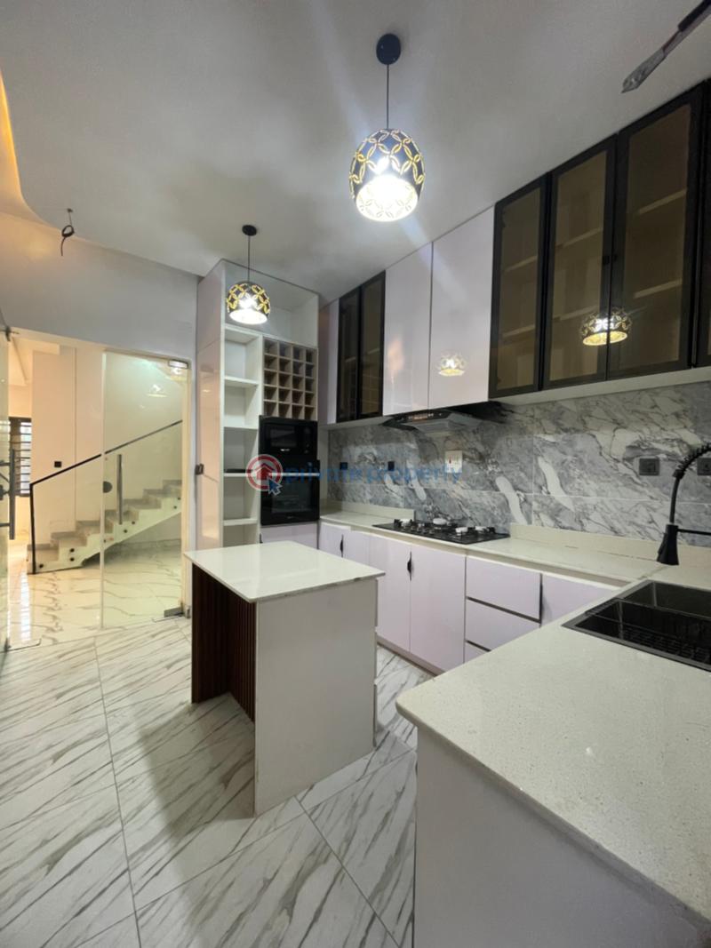 Finely built 4 bedroom semi detached duplex. - 2 4 bedroom Semi detached Duplex For Sale Ajah Lagos - 2