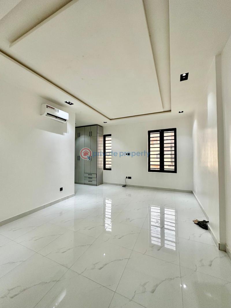 2 bedroom Block Of Flats For Sale Freedom Way Lekki Expressway Lagos - 9