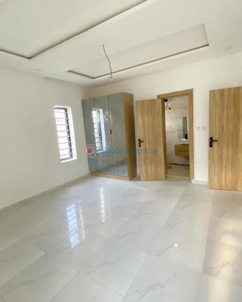 2 bedroom Block Of Flats For Rent Chisco Ikate Elegushi Lekki Lagos - 0