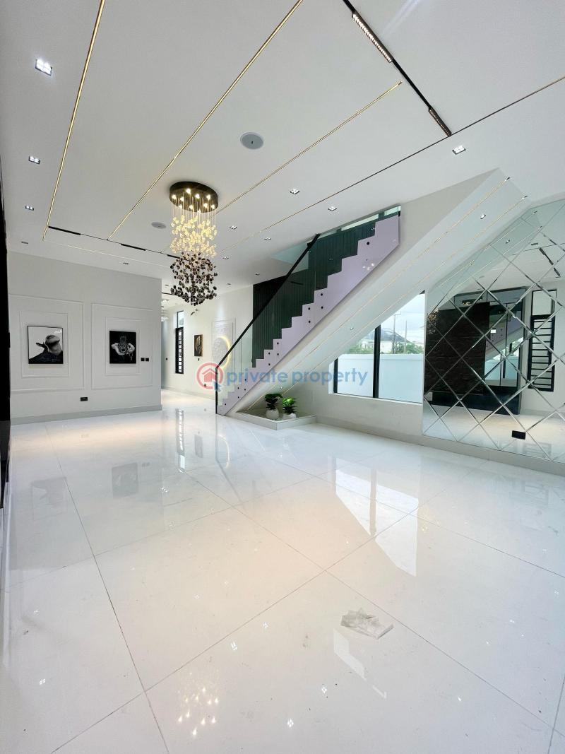 5 bedroom Detached Duplex For Sale Second Toll Gate Chevron Drive Lekki Lagos - 5