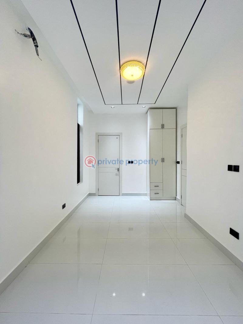 5 bedroom Detached Duplex For Sale Second Toll Gate Chevron Drive Lekki Lagos - 17