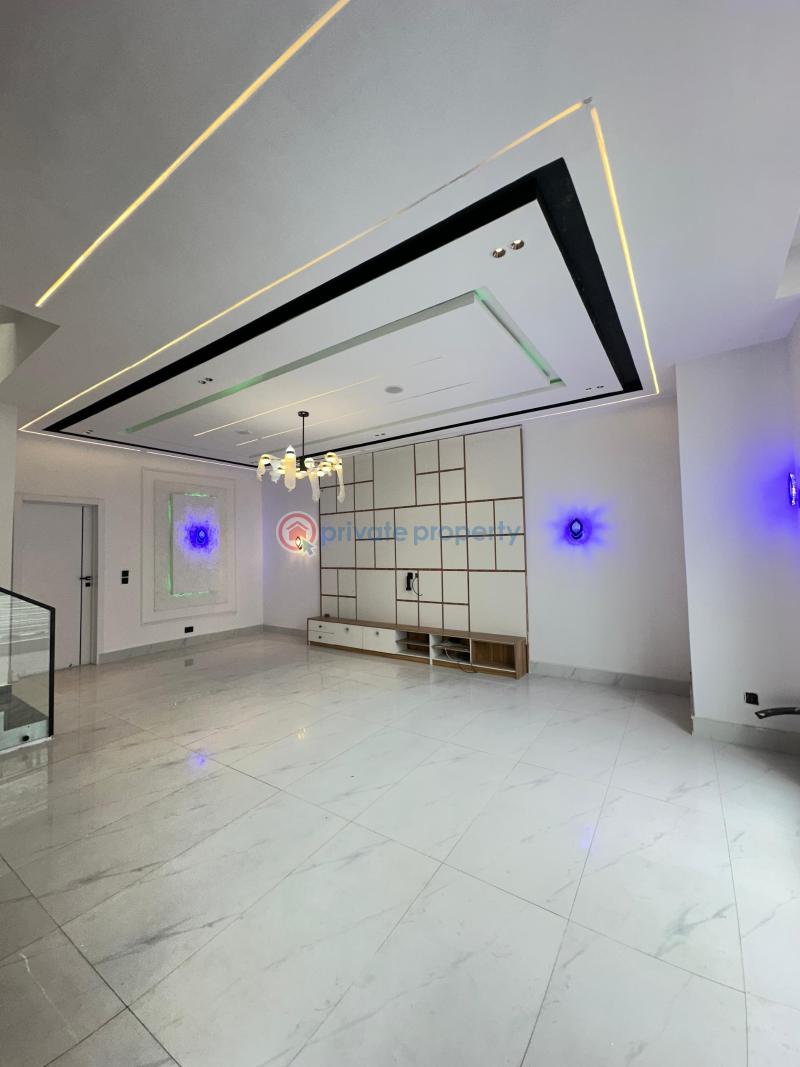 Finished spacious luxury 4 bedroom semi detached duplex with bq and bar - 4 4 bedroom Semi detached Duplex For Sale Ajah Lagos - 4