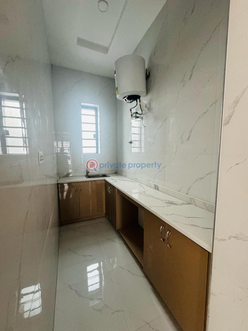 5 bedroom Detached Duplex For Sale Omole Phase 1 Ojodu Lagos - 10