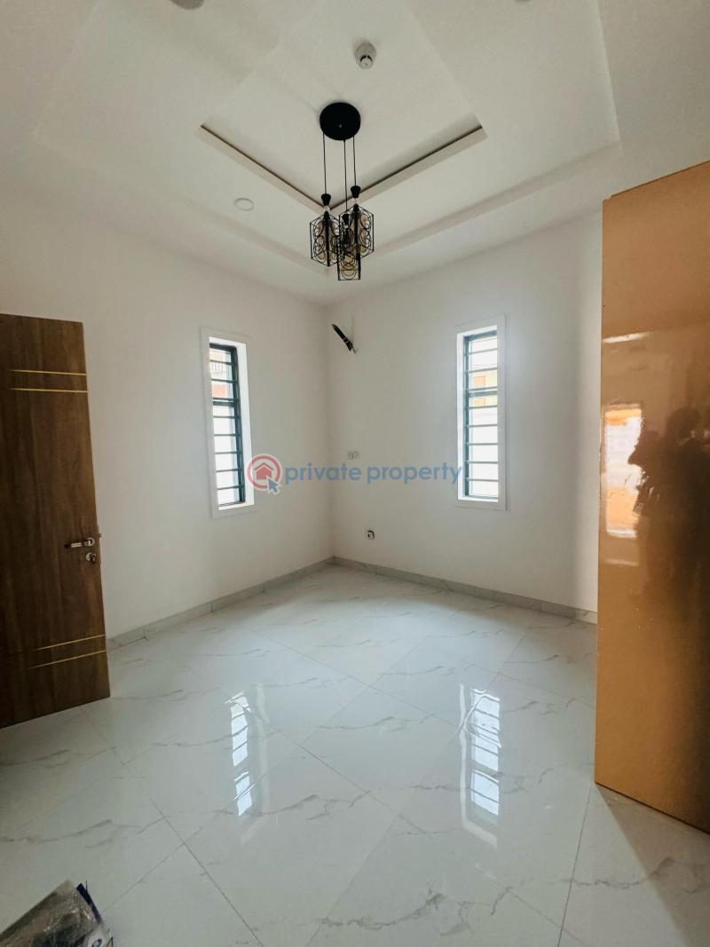 5 bedroom Detached Duplex For Sale Omole Phase 1 Ojodu Lagos - 9