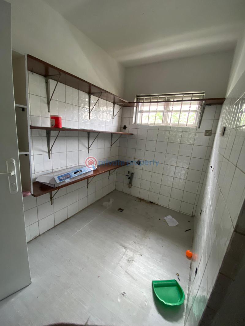 Five (5) bedroom apartment 2 rooms bq lekki phase 1 - 18 5 bedroom Duplex For Rent Freedom Way Lekki Phase 1 Lekki Phase 1 Lagos - 18