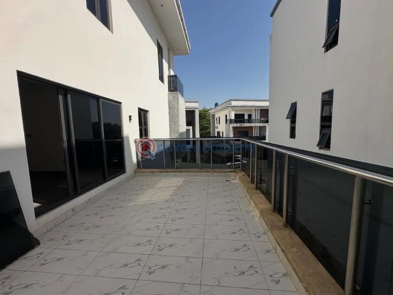 5 bedroom Detached Duplex For Sale Wuye Abuja Phase 2  - 11