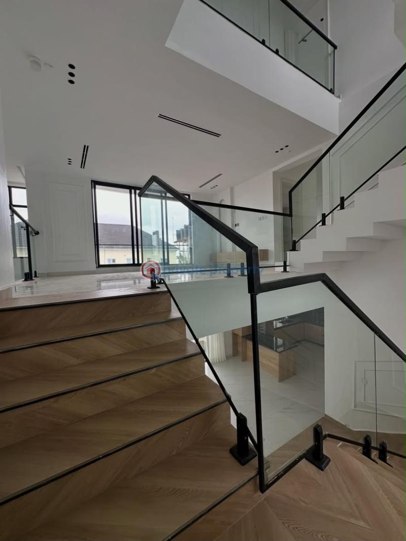 5 bedroom Duplex For Sale Apo Abuja Phase 2  - 5