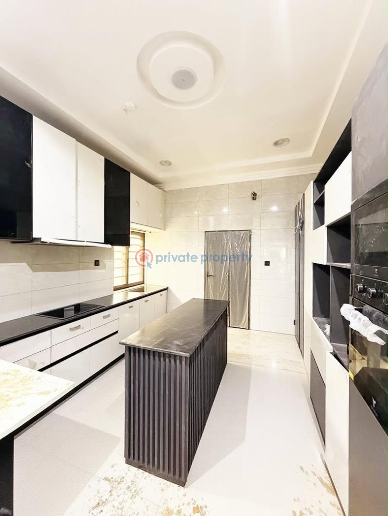 5 bedroom Semi detached Duplex For Sale Jahi Abuja Phase 2  - 4