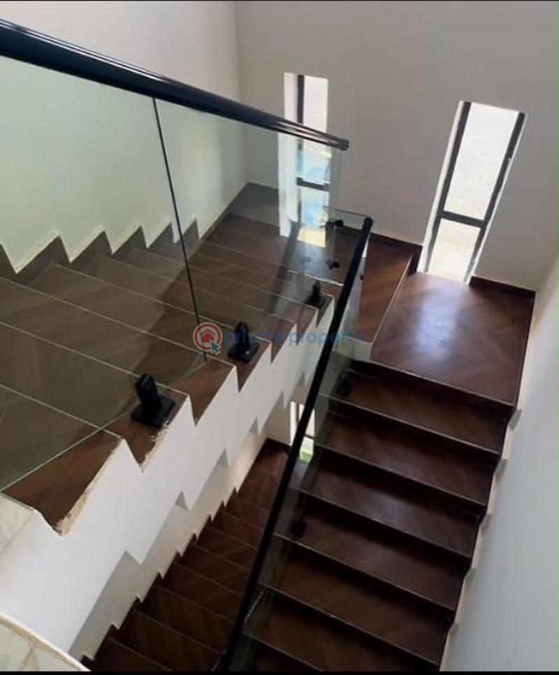 5 bedroom Semi detached Duplex For Sale Guzape Abuja Phase 1  - 4