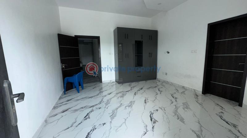 5 bedroom semi-detached house - 25 5 bedroom Duplex For Sale Royal Gardens Estate, Ajah Along Lekki Expressway Lagos - 25