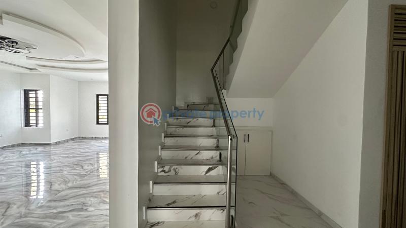 5 bedroom semi-detached house - 10 5 bedroom Duplex For Sale Royal Gardens Estate, Ajah Along Lekki Expressway Lagos - 10