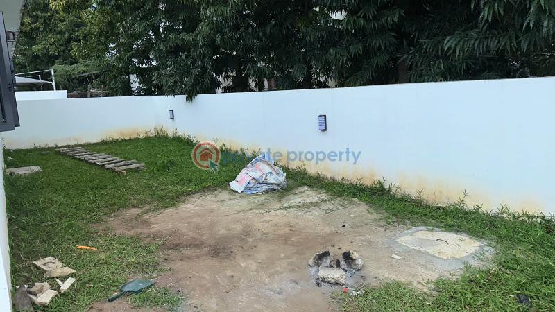 5 bedroom semi-detached house - 21 5 bedroom Duplex For Sale Royal Gardens Estate, Ajah Along Lekki Expressway Lagos - 21