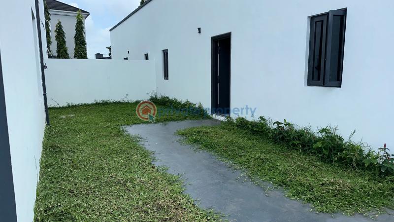 5 bedroom semi-detached house - 20 5 bedroom Duplex For Sale Royal Gardens Estate, Ajah Along Lekki Expressway Lagos - 20