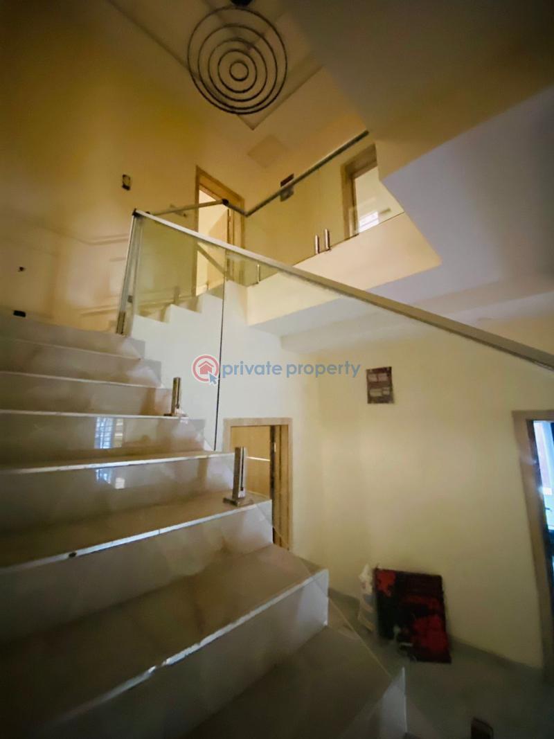 5 bedroom Detached Duplex For Sale Saphire Gardens Estate Awoyaya Ajah Lagos - 3