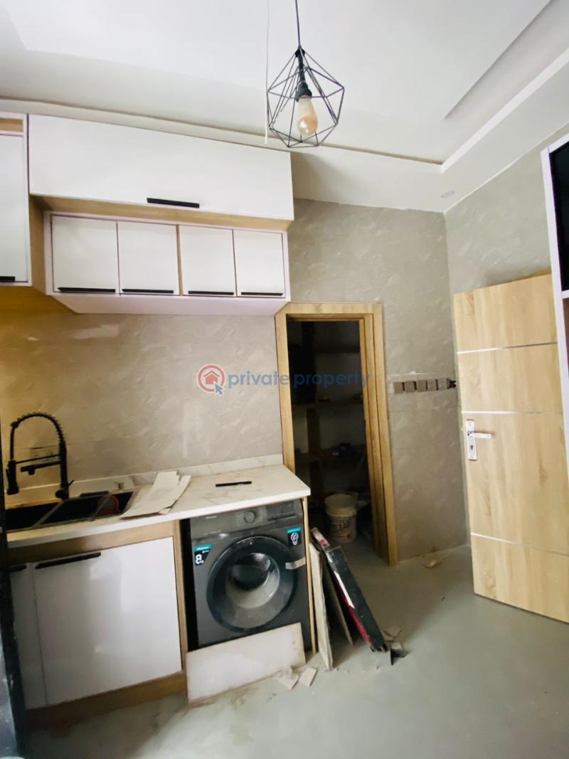 5 bedroom Detached Duplex For Sale Saphire Gardens Estate Awoyaya Ajah Lagos - 8