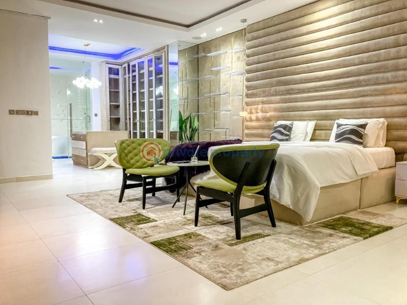 Five bedrooms semi detached duplex - 7 5 bedroom Self Contain Short let Off Admiralty Way Lekki Phase 1 Lagos - 7