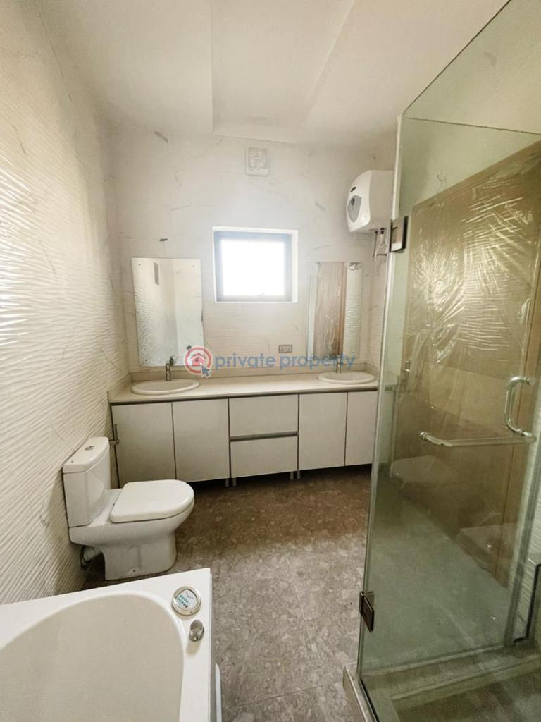 Flamboyant 4 bedrooms terrace duplex with swimming pool &bq - 16 4 bedroom Terrace For Sale Banana Island Ikoyi Lagos - 16